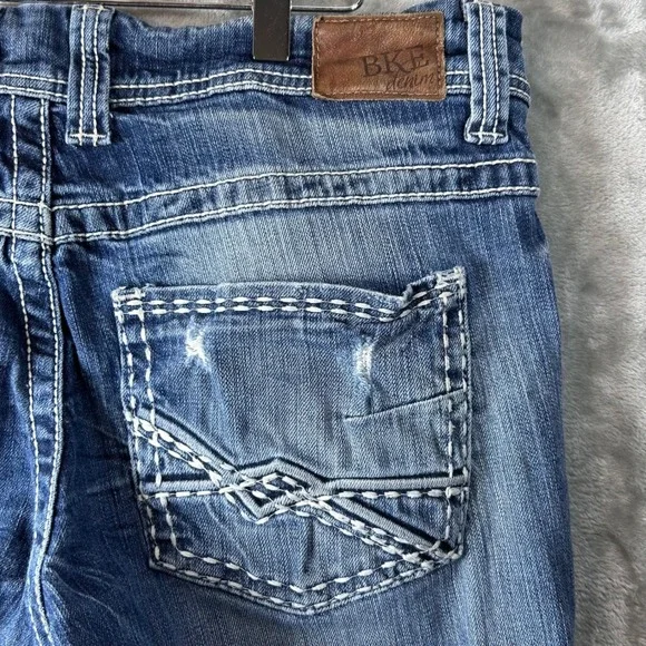 BKE Payton Bootcut Jeans Women 32x33.5 Medium Wash Distressed Thick Stitch Denim - Picture 9 of 16